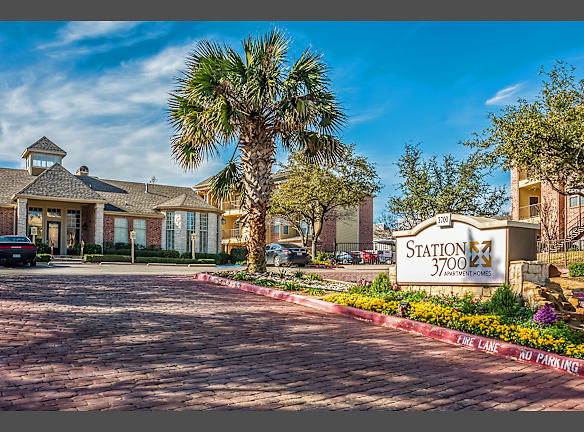 Station 3700 Apartments For Rent Euless Tx Rentals Com
