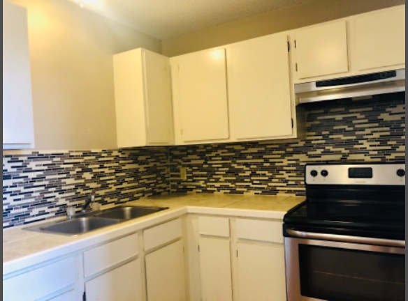110 Cherry St Lafayette La 70506 Home For Rent