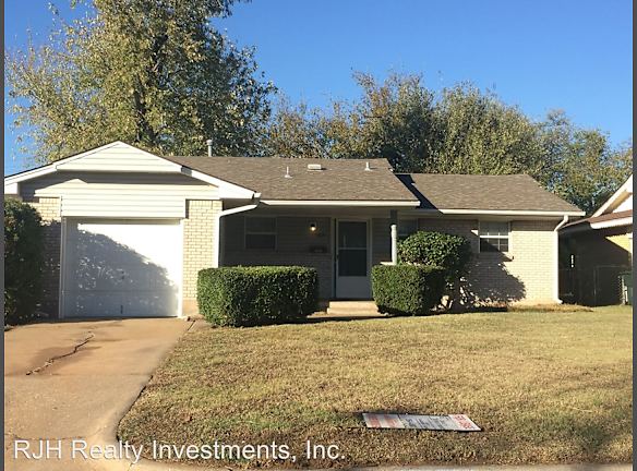 1315 Huron St Norman Ok 73071 Home For Rent Rentals Com