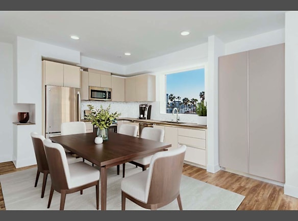 Rhys Apartments For Rent Los Angeles Ca Rentals Com