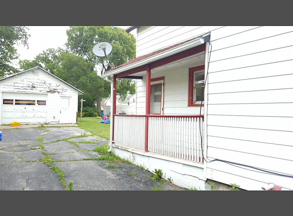 306 Central Ave Sparta Wi 54656 Home For Rent Rentals Com