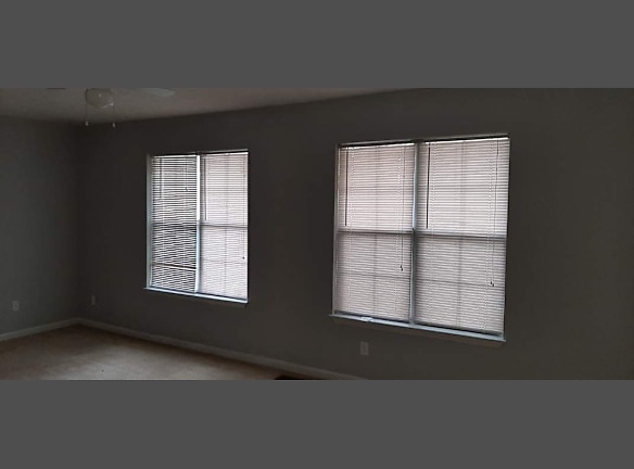 5601 Stonington Trace Pkwy Stone Mountain Ga 30087 Home