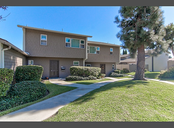 Eastbluff Townhomes Apartments For Rent Newport Beach