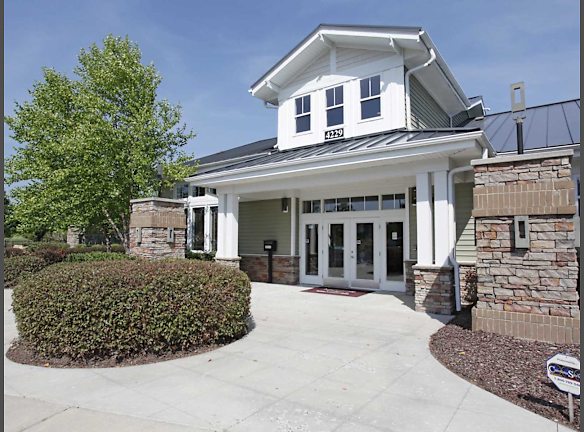 Windsor Upon Stonecrest Apartments For Rent Burlington