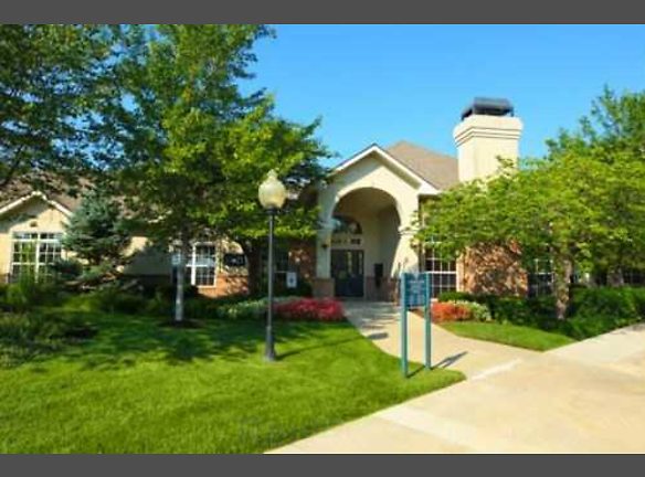 Crowne Chase Apartments For Rent Overland Park Ks