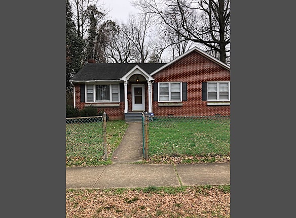 2404 Ingram Avenue Richmond Va 23224 Home For Rent
