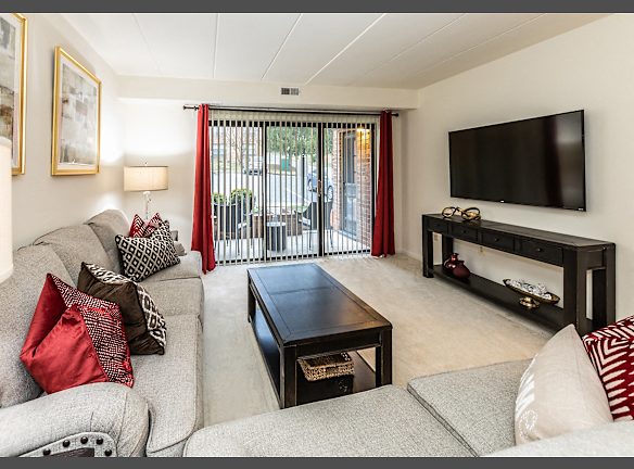 Ivy Hall At Kenilworth Apartments For Rent Towson Md