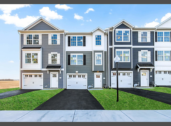Lexington Townhomes Apartments For Rent Hanover Pa