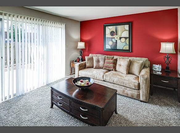 Ashton Pointe Of Indianapolis Apartments For Rent
