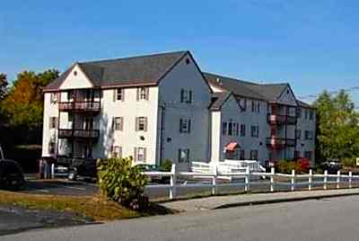 Red Oak In Derry Landmark Apartments Railroad Avenue