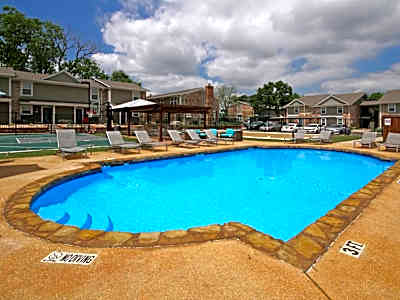 The Venue Apartments Bernard Street Denton Tx