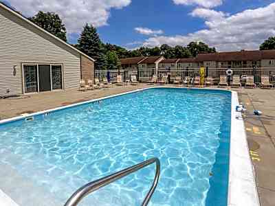 The Retreat Toledo Road Elkhart In Apartments For