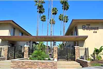 Bahamas Apartments North Barranca Avenue Covina Ca