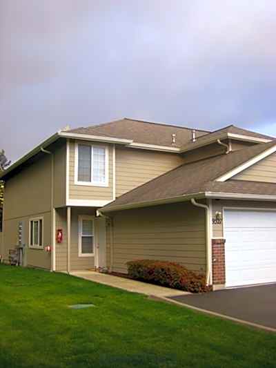 Mountain Park Townhomes 160th Street Court East