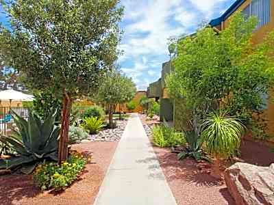 Quail Ridge S Maryland Pkwy Las Vegas Nv Apartments