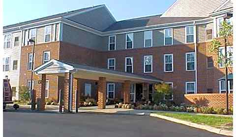 Mallside Forest Court Apartments