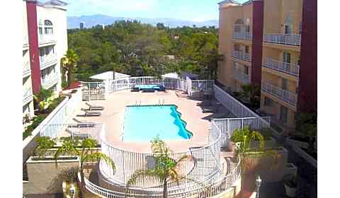 Crystal Court E Desert Inn Rd Las Vegas Nv Apartments