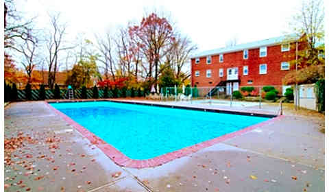 Bradford Arms Tierney Drive Cedar Grove Nj Apartments