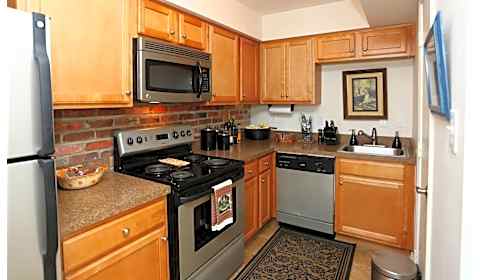 The Jamestown Apartments Yeardley Drive Newport News