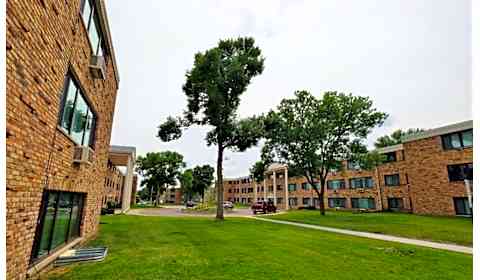 Aquila Park Apartments West 30 1 2 St Saint Louis Park