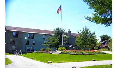 Bradford Commons Husson Avenue Bangor Me Apartments