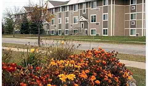 Woodstone Village N Lorelei Drive Zion Il Apartments