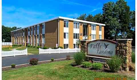 Falls Landing Munroe Falls Ave 10 Cuyahoga Falls Oh