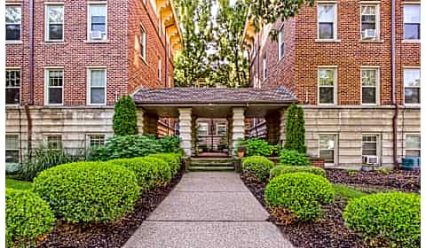 Twin Oaks Manor Twin Oaks Road Akron Oh Apartments