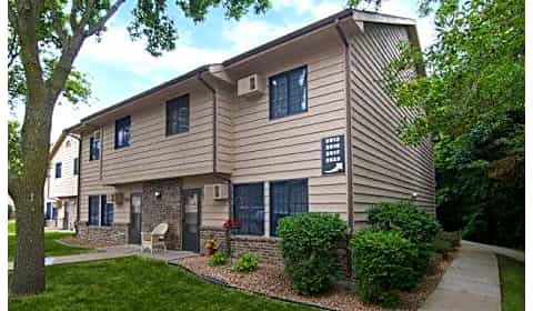 Woodcrest Townhomes Woodcrest Drive Chaska Mn