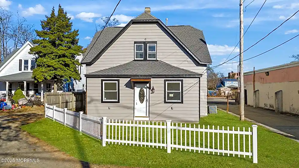 83 Church St | Keansburg, NJ Houses for Rent | Rent.