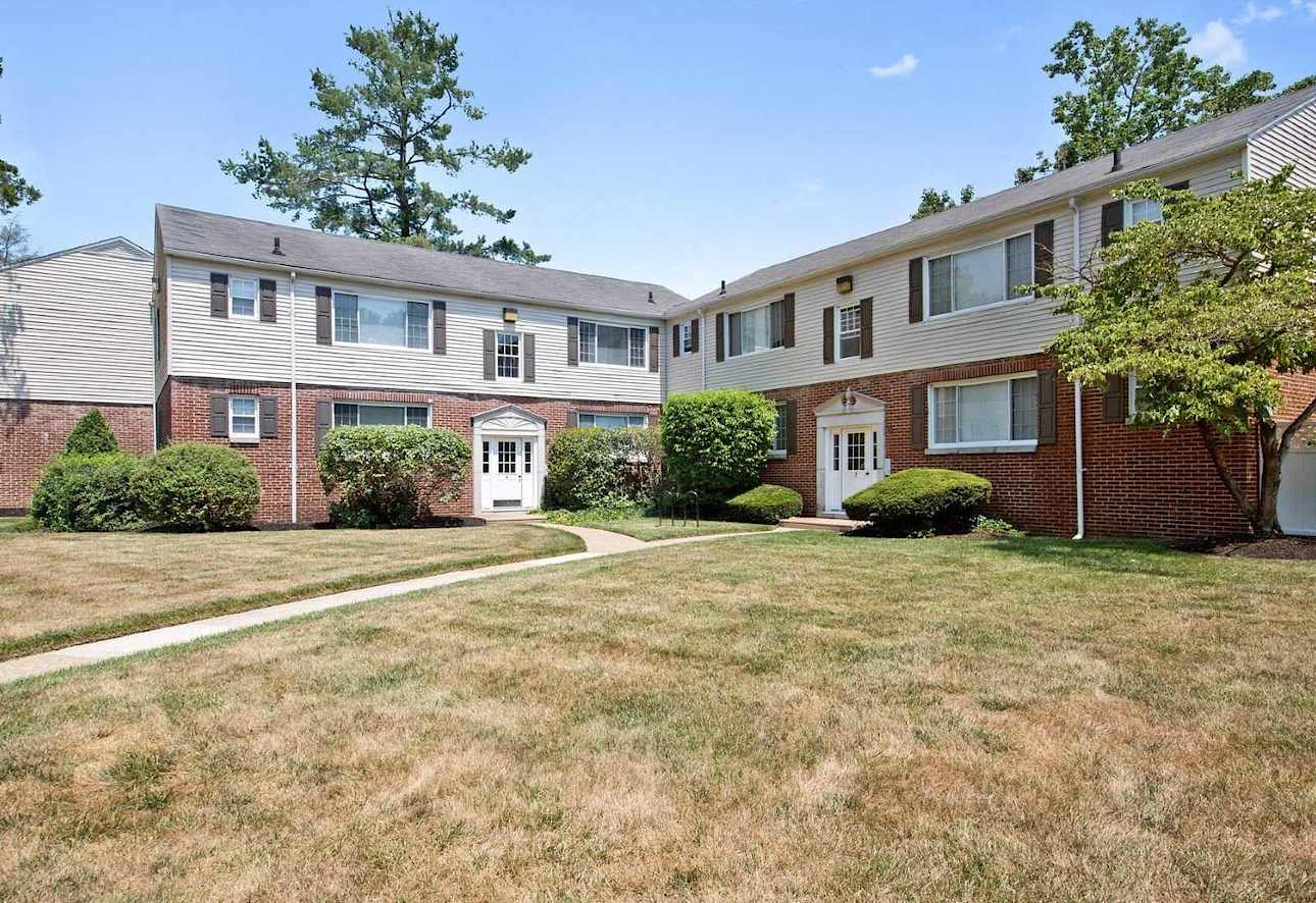 Village Square Apartments Mount Holly, NJ 08060