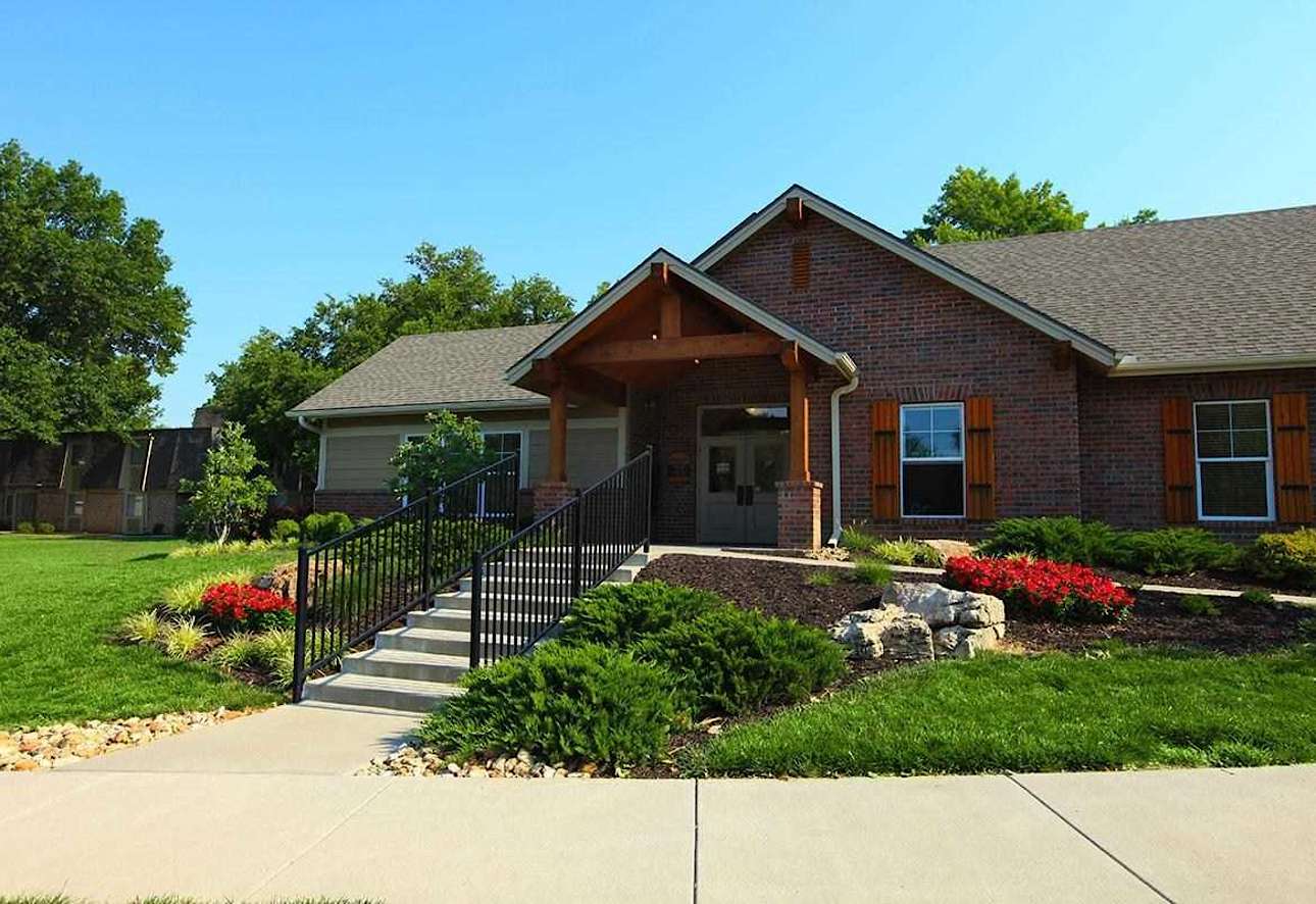Preston Court Apartments Overland Park KS 66212