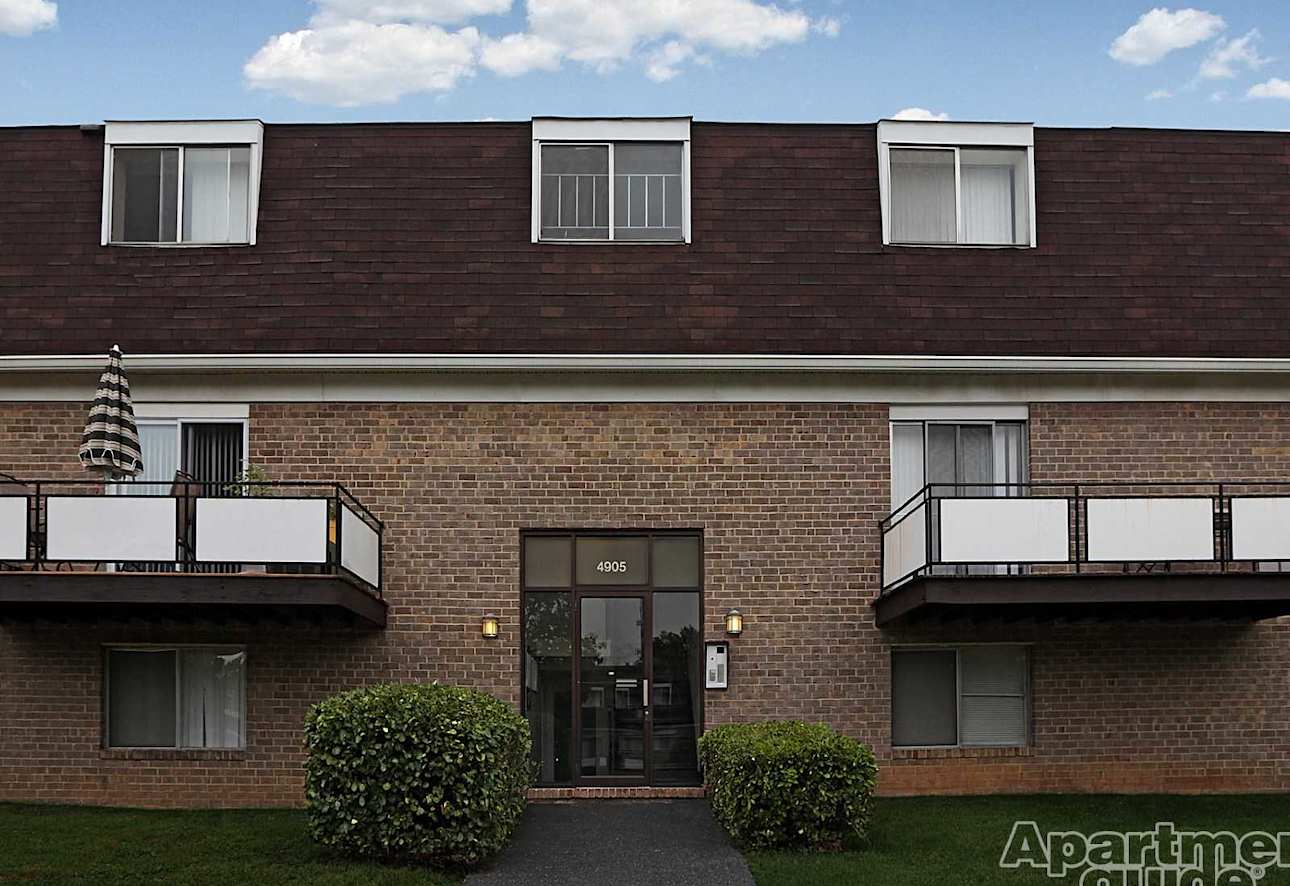 Goodnow Hill Apartments