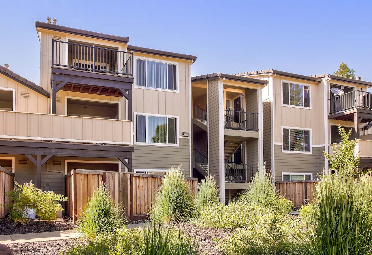 Blue Ravine Apartments