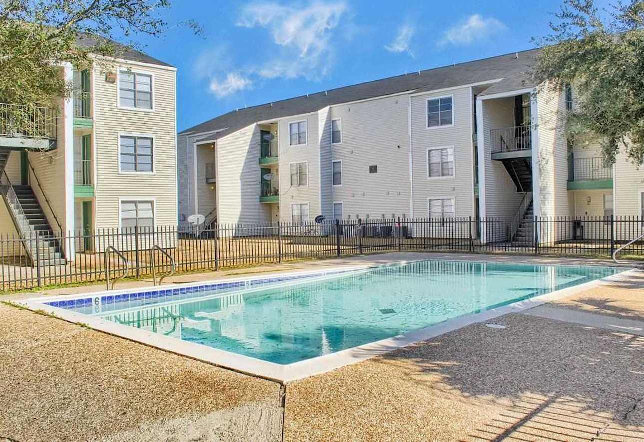 Laguna Creek Apartments New Orleans La 70126