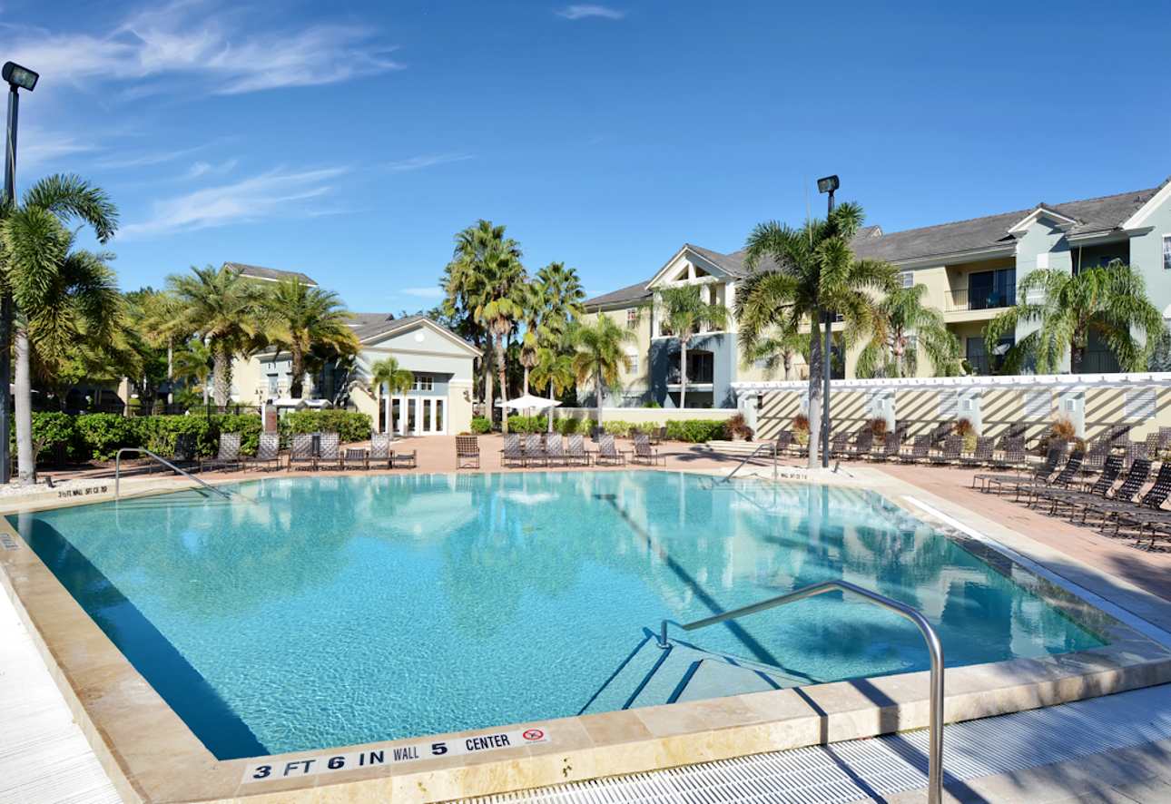 The Arbors at Carrollwood Apartments Tampa, FL 33624