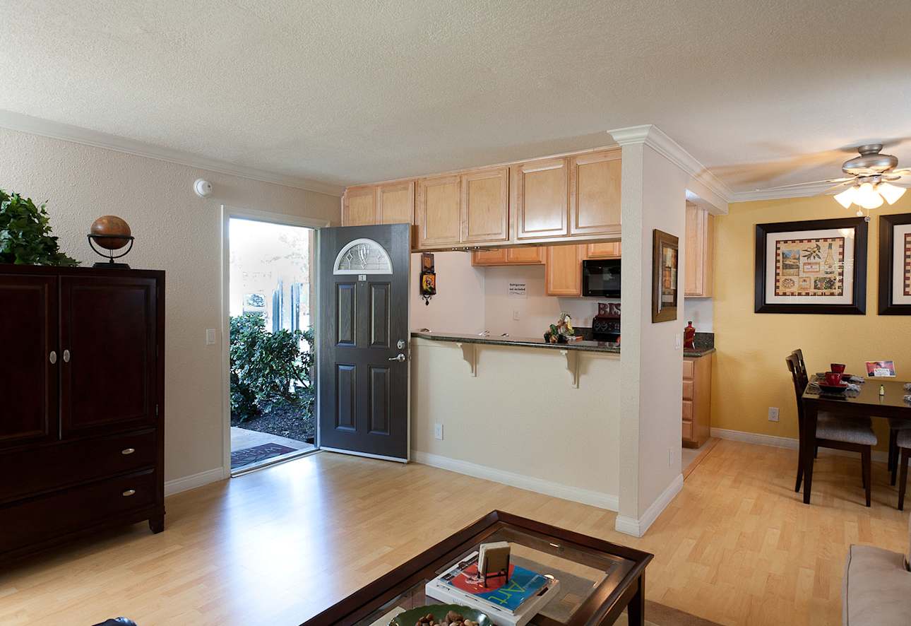 Park Plaza Apartments Costa Mesa CA 92707