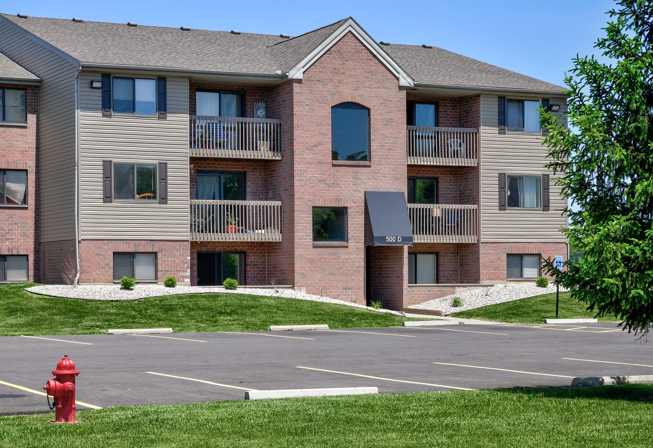 Brookstone Apartments - Bellefontaine, OH 43311