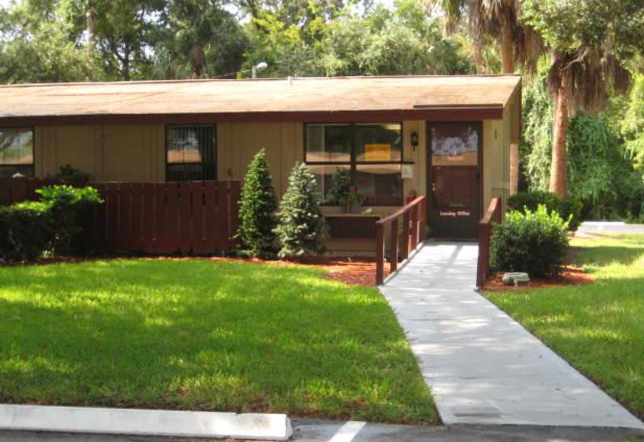 Camellia Court Apartments Daytona Beach FL 32114
