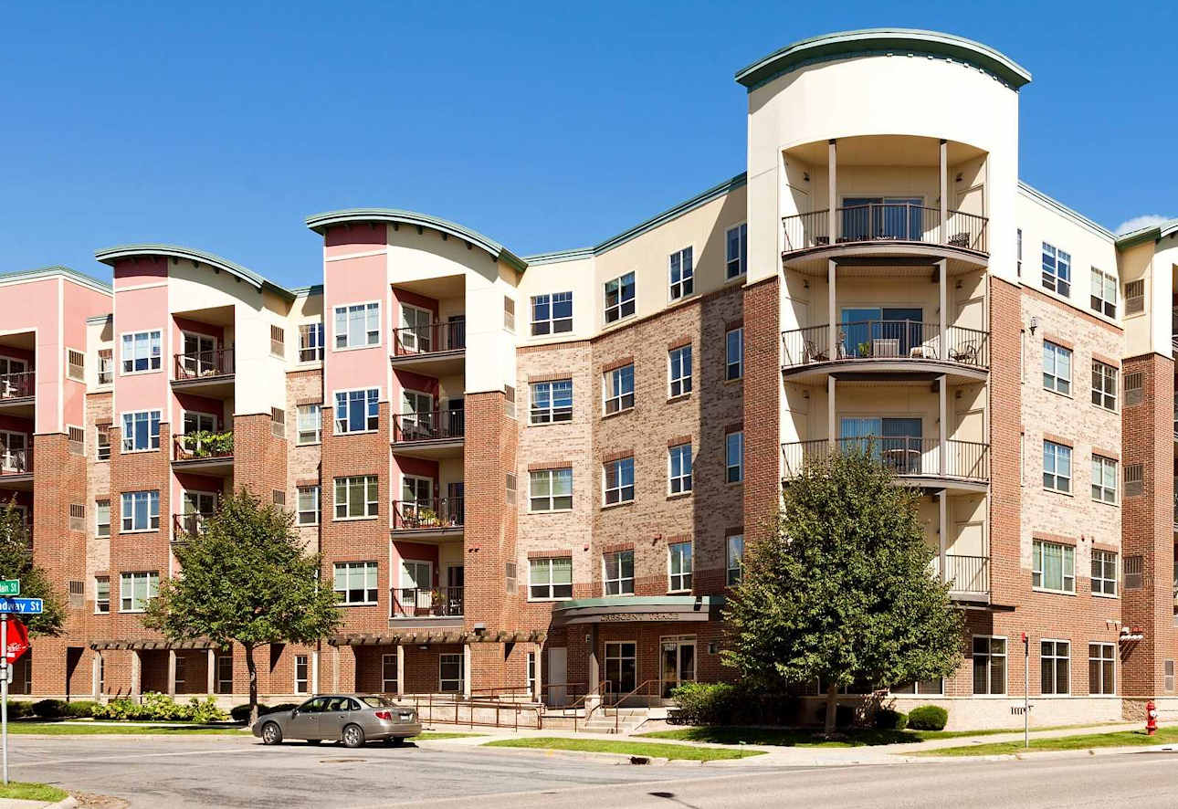 Trace Crossings Apartments