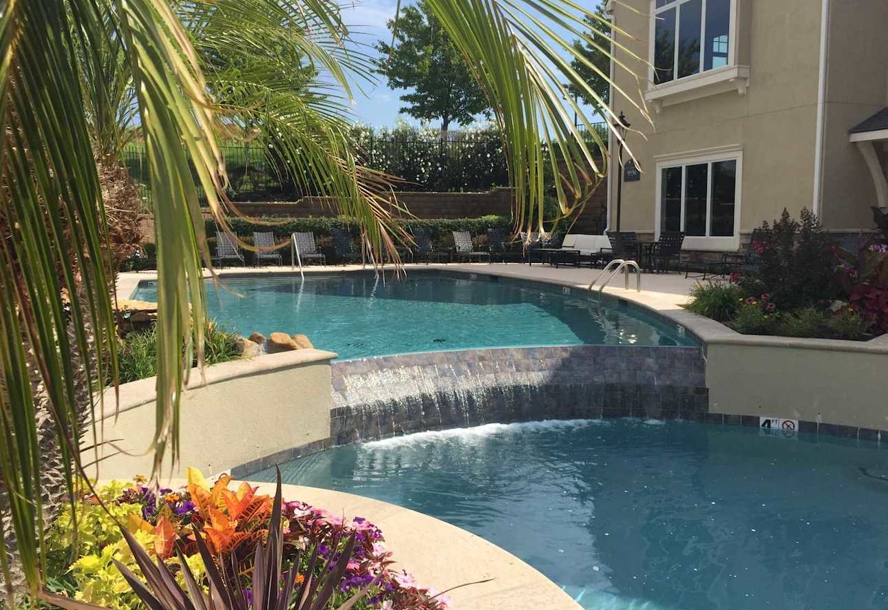 The Mansions At Canyon Creek Apartments Lenexa Ks 66227