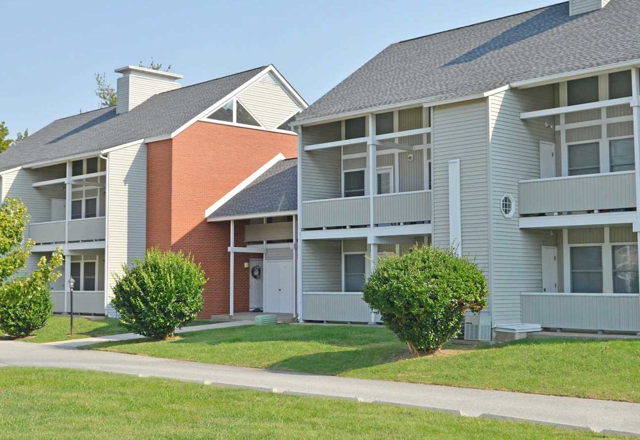 Governors Square Apartments Dover DE 19904