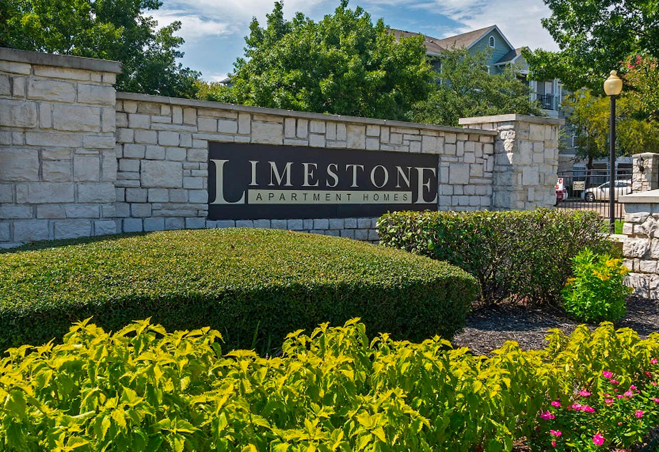 Limestone Apartments Houston, TX 77082