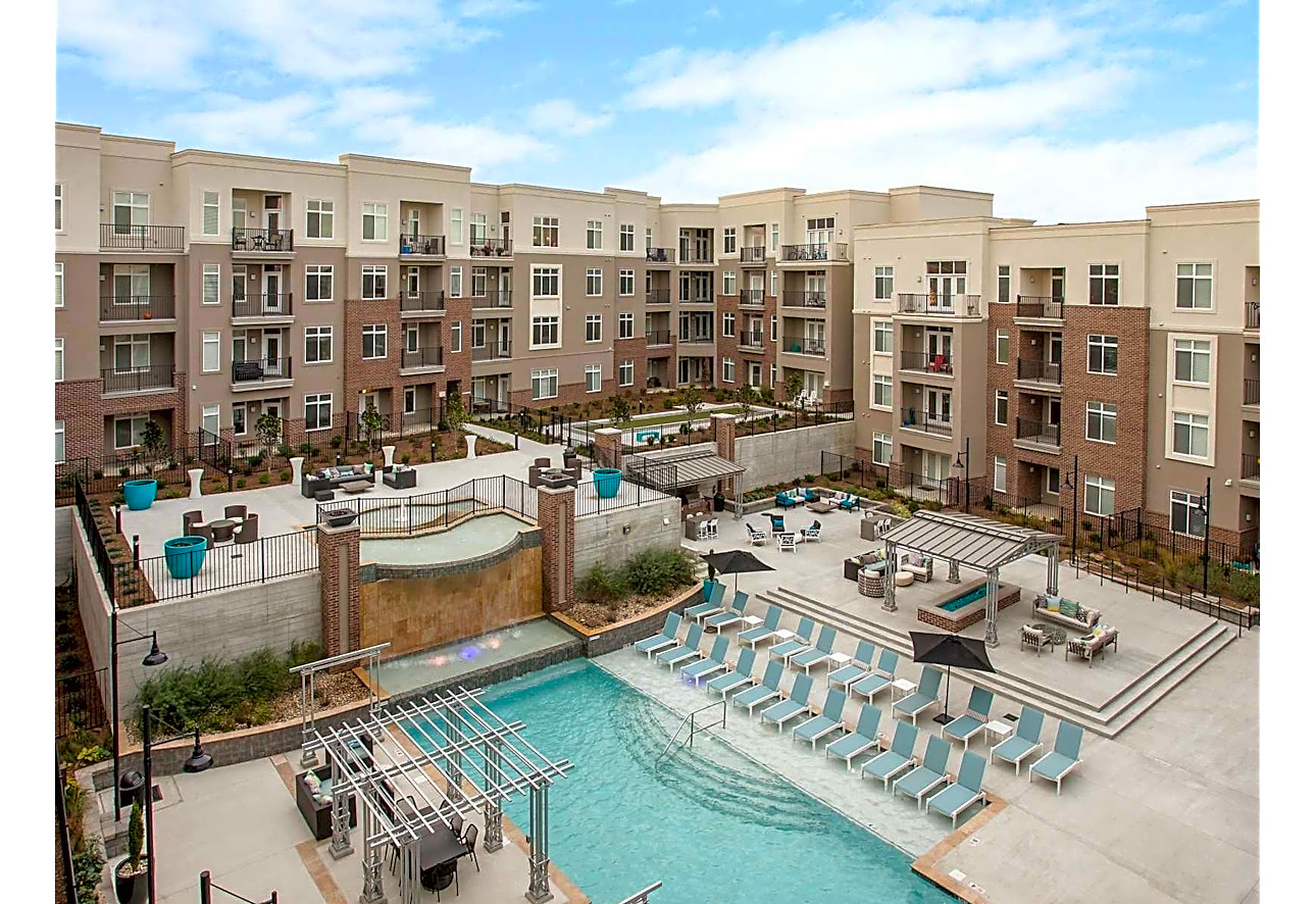 The Domain At City Center Apartments Lenexa Ks 66219