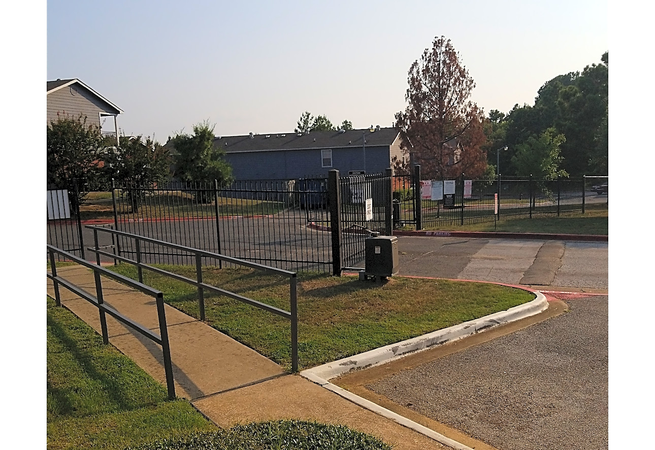 Highland Village Apartments Longview Tx 75602