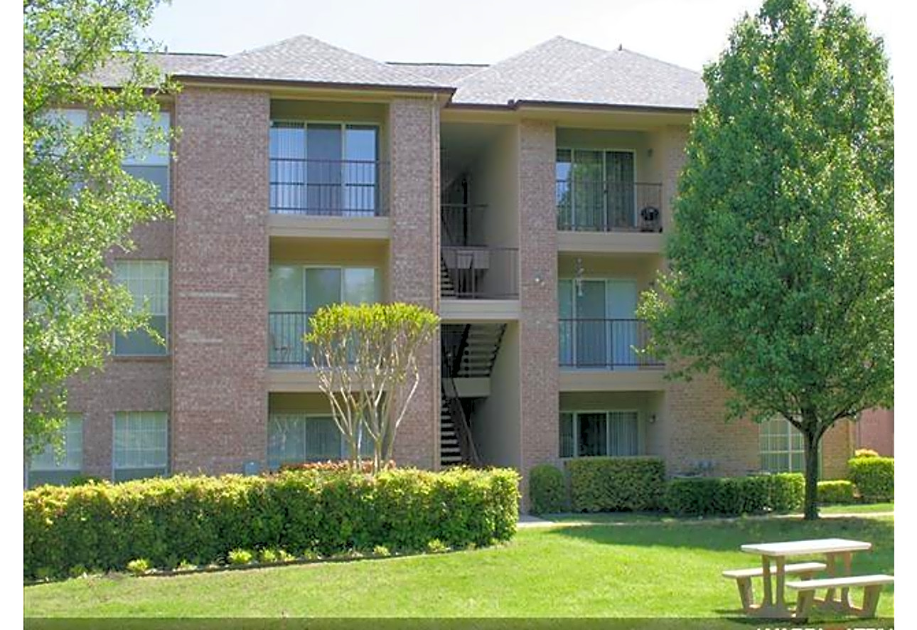 Trinity Square Apartments Dallas, TX 75287