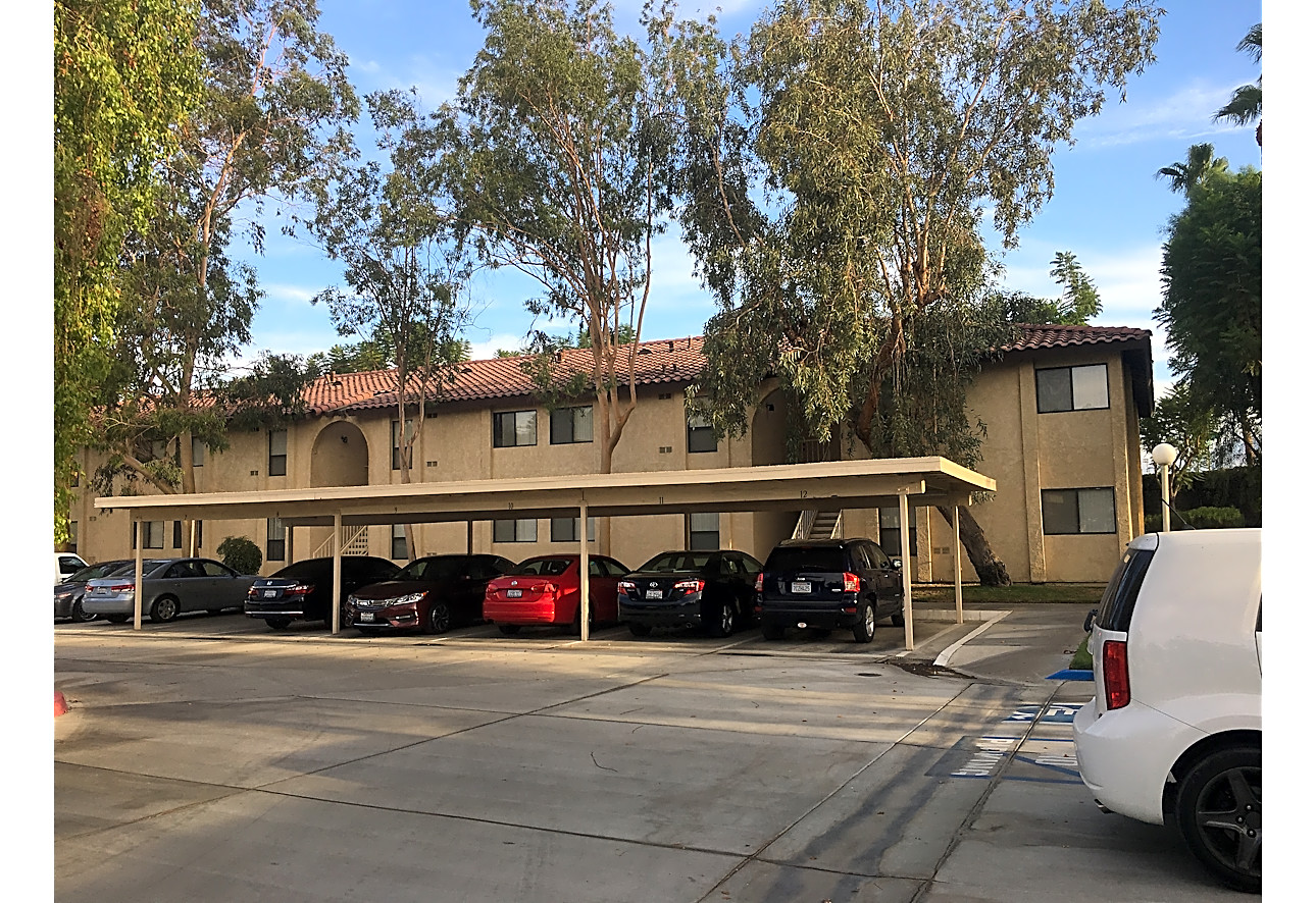 Royal Oaks Apartments Bermuda Dunes Ca 92203