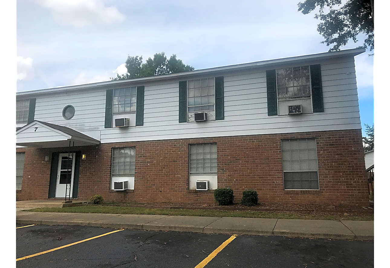 Minimalist Apartments On Miller 