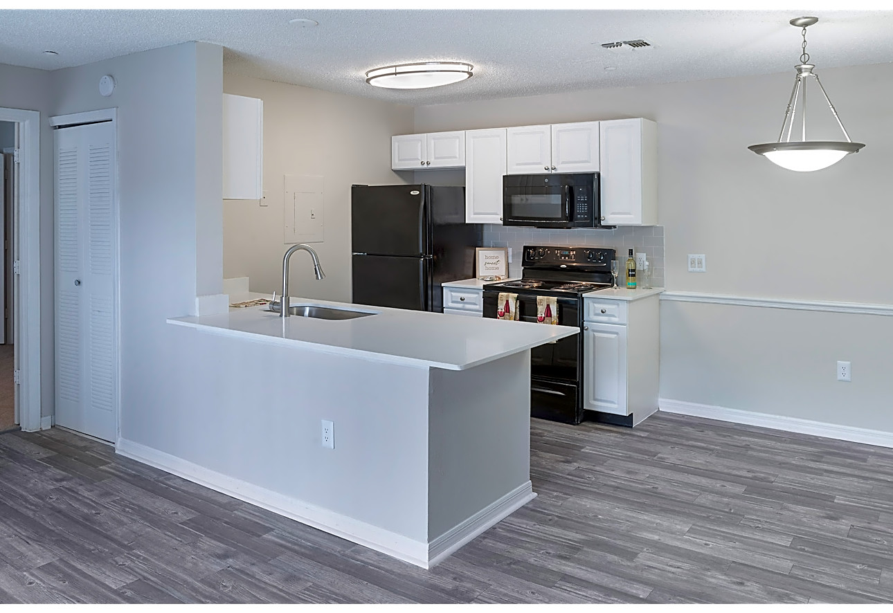 Central Park Apartments - Altamonte Springs, FL 32701