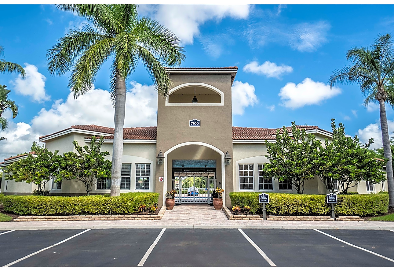 Arium Pine Lakes Apartments Port Saint Lucie, FL 34952